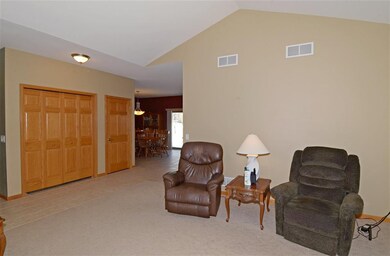 470 Cledell St, Oregon, WI 53575 - photo 6