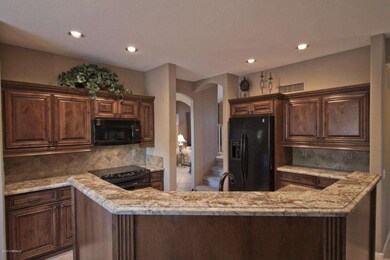 Kitchen w/Island