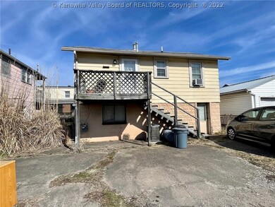 1327 Lightner Ave, Dunbar, WV 25064 - photo 3