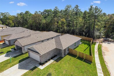 10827 Prickly Ash Dr, Tomball, TX 77375 - photo 4