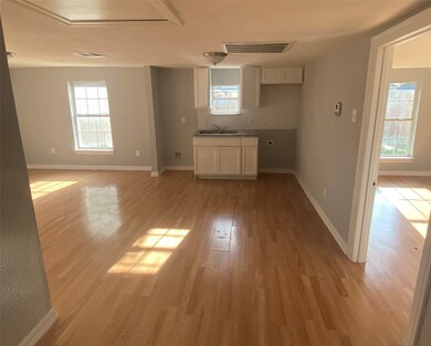 8507 Lockwood Dr unit A, Houston, TX 77016 - photo 3