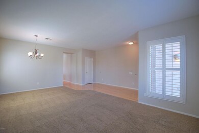 08 - Front Room 3