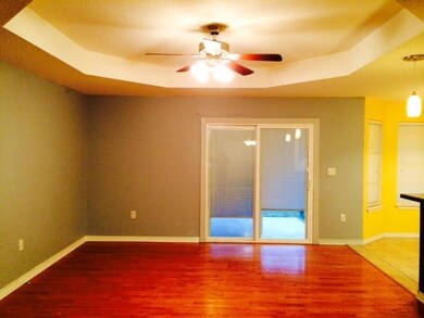 Living Rm