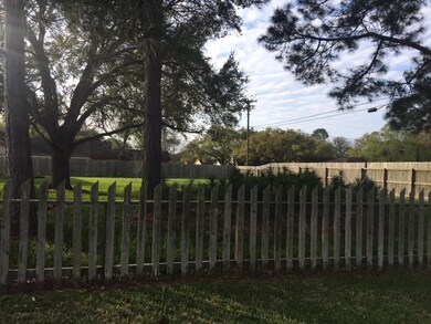 3000 El Camino St, Bay City, TX 77414 - photo 2