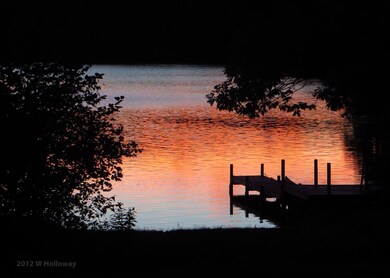 1055 Shedd Hill Rd, Stoddard, NH 03464 - photo 3