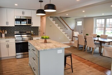 5 Dickson Rd, Woburn, MA 01801 - photo 4