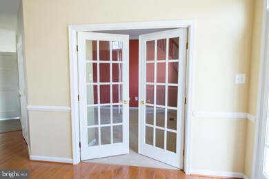 825 Crystal Palace Ct, Owings Mills, MD 21117 - photo 6