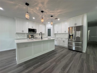 408 SE 1st St, Williston, FL 32696 - photo 6