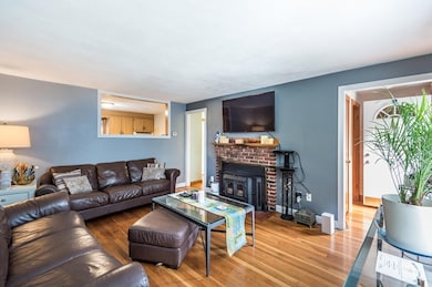 22 Hiawatha Rd, Woburn, MA 01801 - photo 5