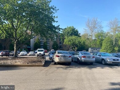 3421 W Chester Pike unit B24, Newtown Square, PA 19073 - photo 3