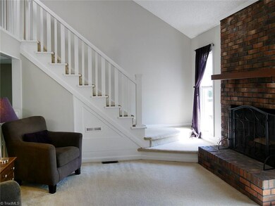 2406 Burnette Dr, Greensboro, NC 27406 - photo 7