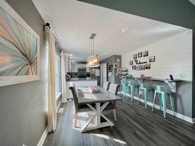 6142 E Meadow Ridge Rd, Columbus, IN 47203 - photo 6