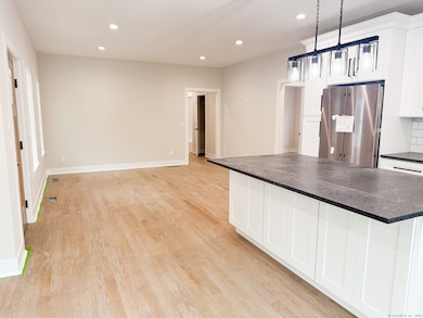 305 Lincoln St, Berlin, CT 06037 - photo 7