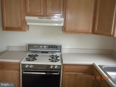 663 Clymer Ln, Ridley Park, PA 19078 - photo 3