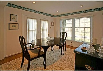 73 Shelbourne Ct, Chesterbrook, PA 19087 - photo 6