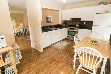 IMG_1168 KITCHEN