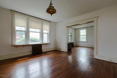10 Cross Ln Greenwich CT 06807-006-011-1
