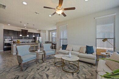 10521 Far Reaches Ln, Helotes, TX 78023 - photo 7