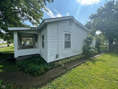 2307 Chase St, Anderson, IN 46016 - photo 4