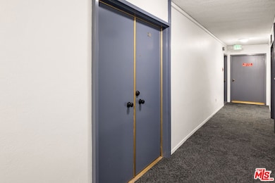 5625 Windsor Way unit 211, Culver City, CA 90230 - photo 4