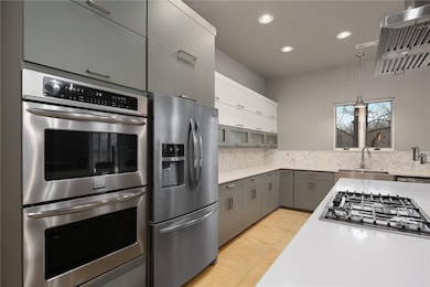 2004 Almand Dr Bentonville, AR 72712