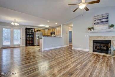 4401 Huntsman Ct Castle Hayne-small-005-