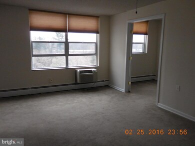Radnor House unit 420, Bryn Mawr, PA 19010 - photo 3