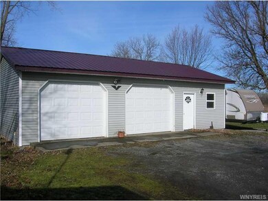 Garage.