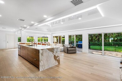 007-16LittlePondRoad-Manalapan-FL-33462-