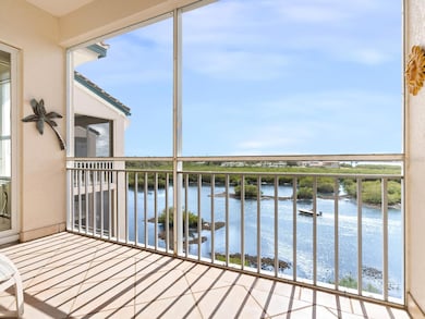 5440 Eagles Point Cir unit 405, Sarasota, FL 34231 - photo 4