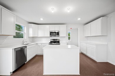 4257 Cedar Ln, Grand Blanc, MI 48439 - photo 3