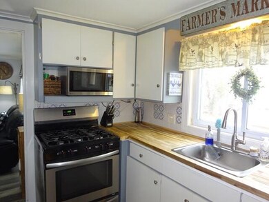 15 Cranberry Rd, Buzzards Bay, MA 02532 - photo 6