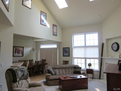 3592 Lenape Ln, Emmaus, PA 18049 - photo 5