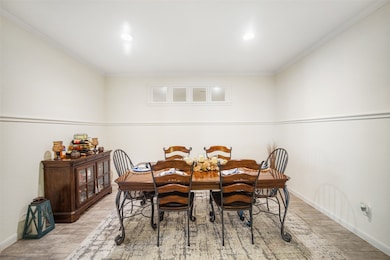 This dining room will welcome your family at holid