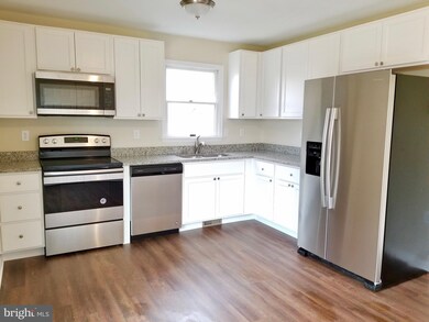 182 Ranson Estates Cir, Ranson, WV 25438 - photo 7