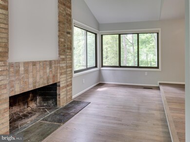 5412 Southport Ln, Fairfax, VA 22032 - photo 7