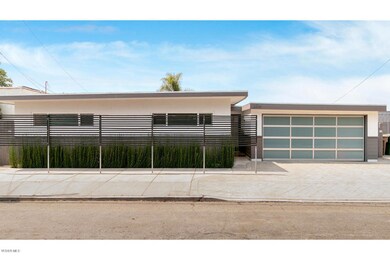 2216 Vista Del Mar Dr-011-026-Front Exte