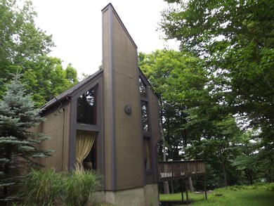 1111 Skyline Ct, Canadensis, PA 18325 - photo 4