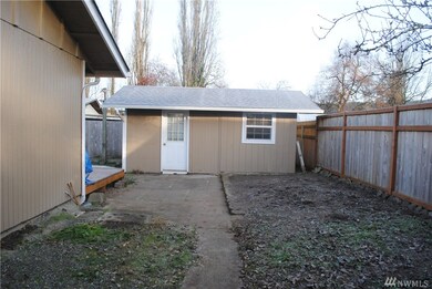 407 Fairlane St SW, Orting, WA 98360 - photo 3