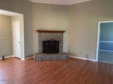 137 Fireplace.jpeg