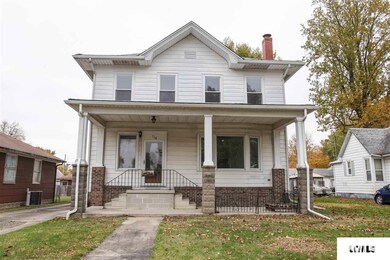 714 Wyatt Ave, Lincoln, IL 62656 - photo 2