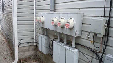 715 W Adams St, Muncie, IN 47305 - photo 4