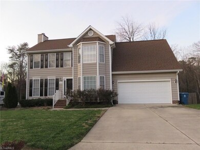 Beautiful 4 bedroom home in Sedgefield XII - just around corner from Sedgefield Golf Course