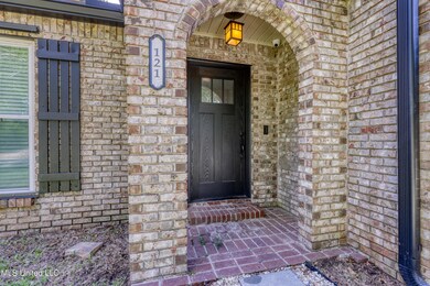 121 Shadow Lawn-12