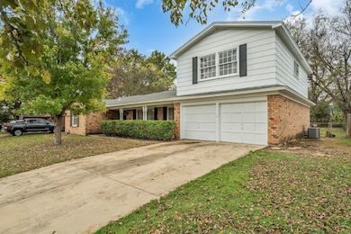 6020 Wester Ave, Fort Worth, TX 76133 - photo 2