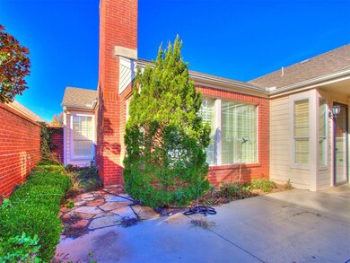 8810 N May Ave unit 61A, Oklahoma City, OK 73120 - photo 3