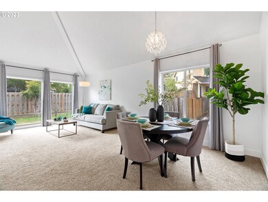 426 SW 18th St, Troutdale, OR 97060 - photo 6