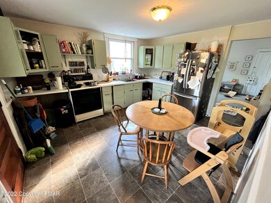 510 Center St, Jim Thorpe, PA 18229 - photo 4