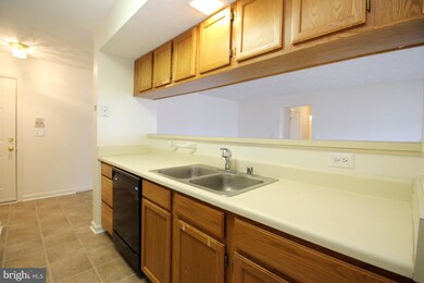 3560 Sherbrooke Cir unit 6, Woodbridge, VA 22192 - photo 7