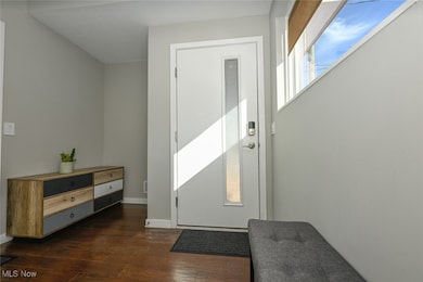 18875 Riversouth Terrace unit 7, Fairview Park, OH 44126 - photo 5